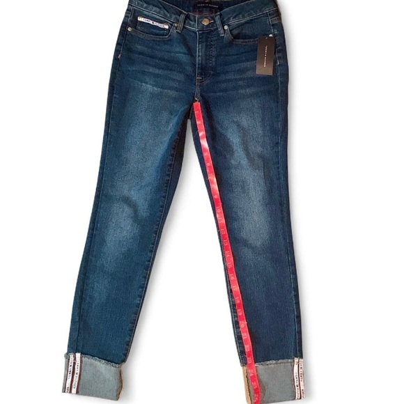 NWT Tommy Hilfiger Sz 2 women’s TriBeCa TH flex raw cuff Dark wash jeans - Picture 4 of 9